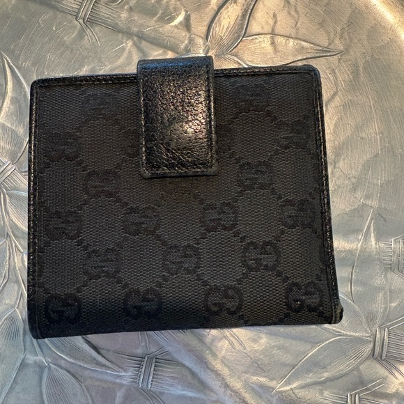 Gucci Black Monogram Women's Wallet - Picture 2 of 11